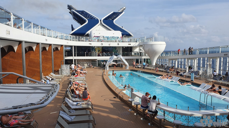 Pool deck