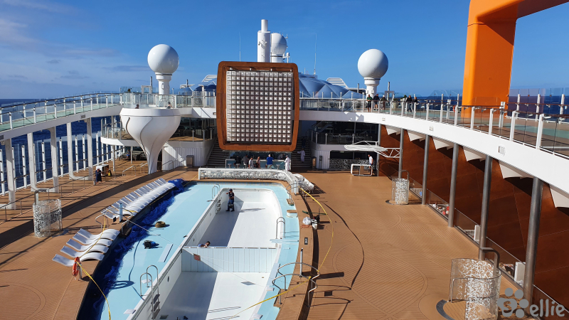 Pool Deck